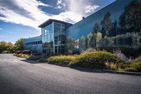 Enlarge the image link