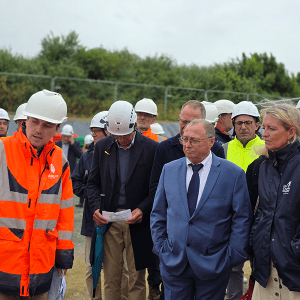 Enlarge the image link