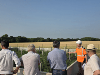 Enlarge the image link