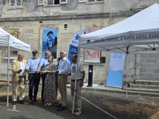 Enlarge the image link