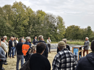 Enlarge the image link