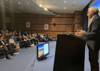 Enlarge the image link