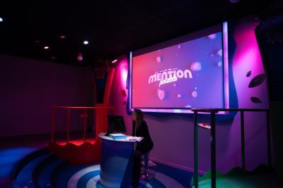 Enlarge the image link