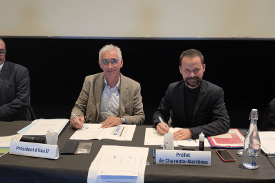 Enlarge the image link