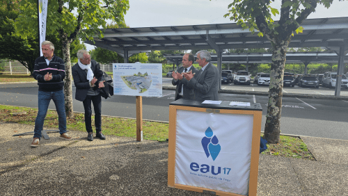 Enlarge the image link