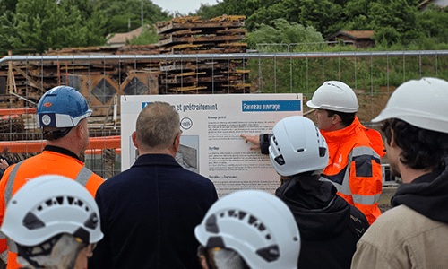 Enlarge the image link