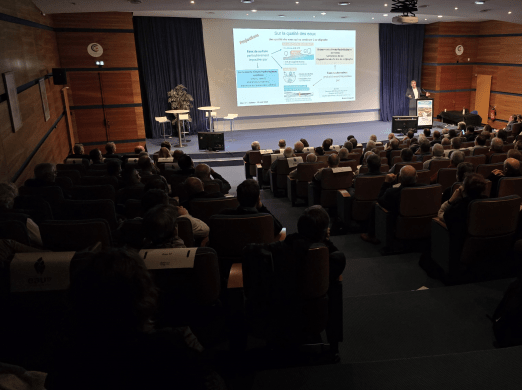 Enlarge the image link